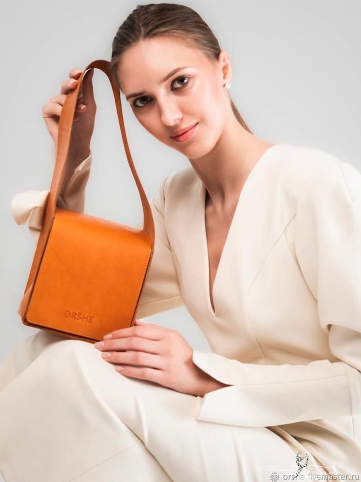 Оранжевая сумка