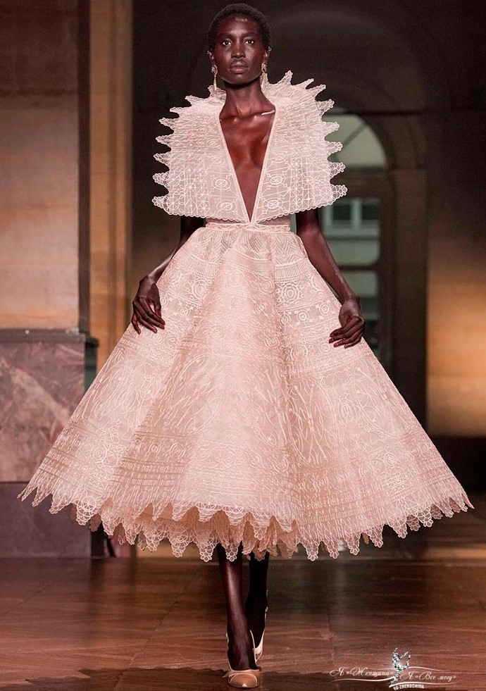 Платье-снежинка на Новый год